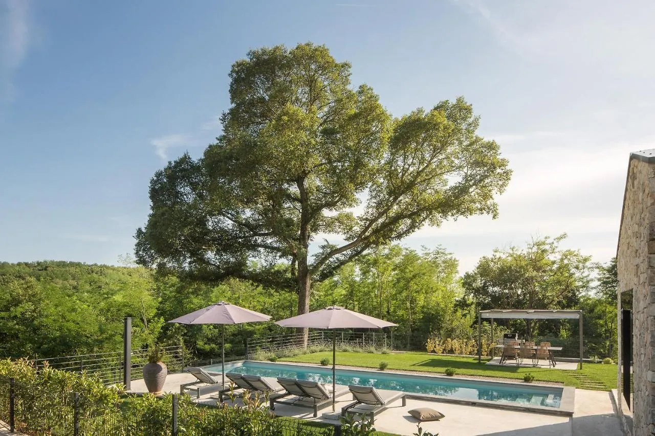 Villa Ulmus Karojba 0*,  Croatia