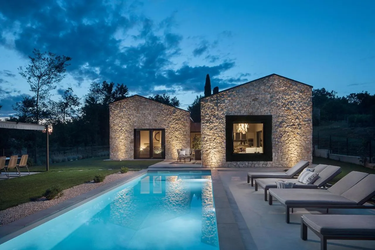 Villa Ulmus Karojba Croatia